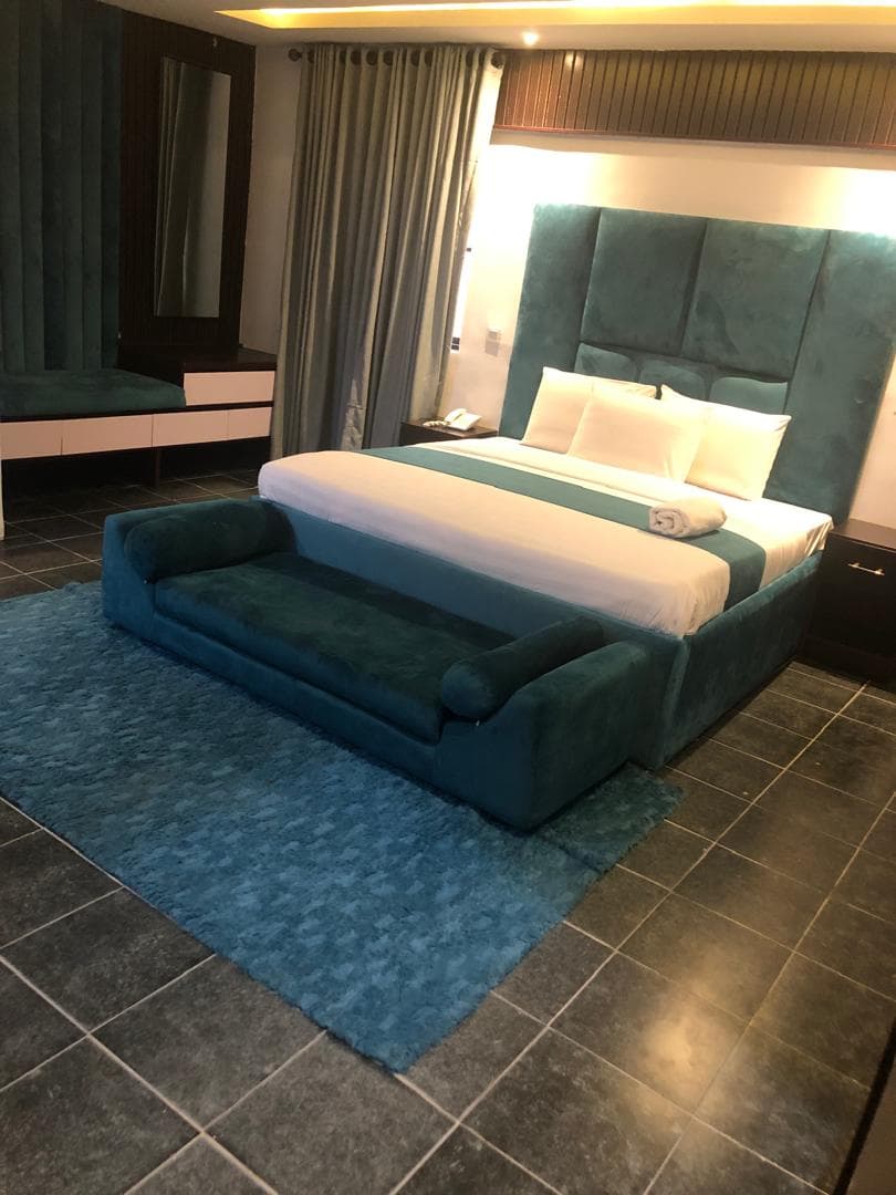 Presidential Room