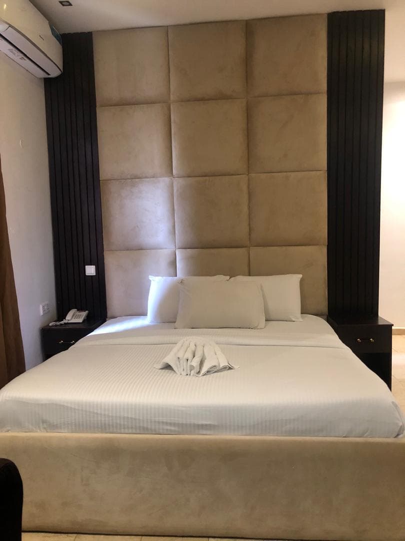 Studio Room