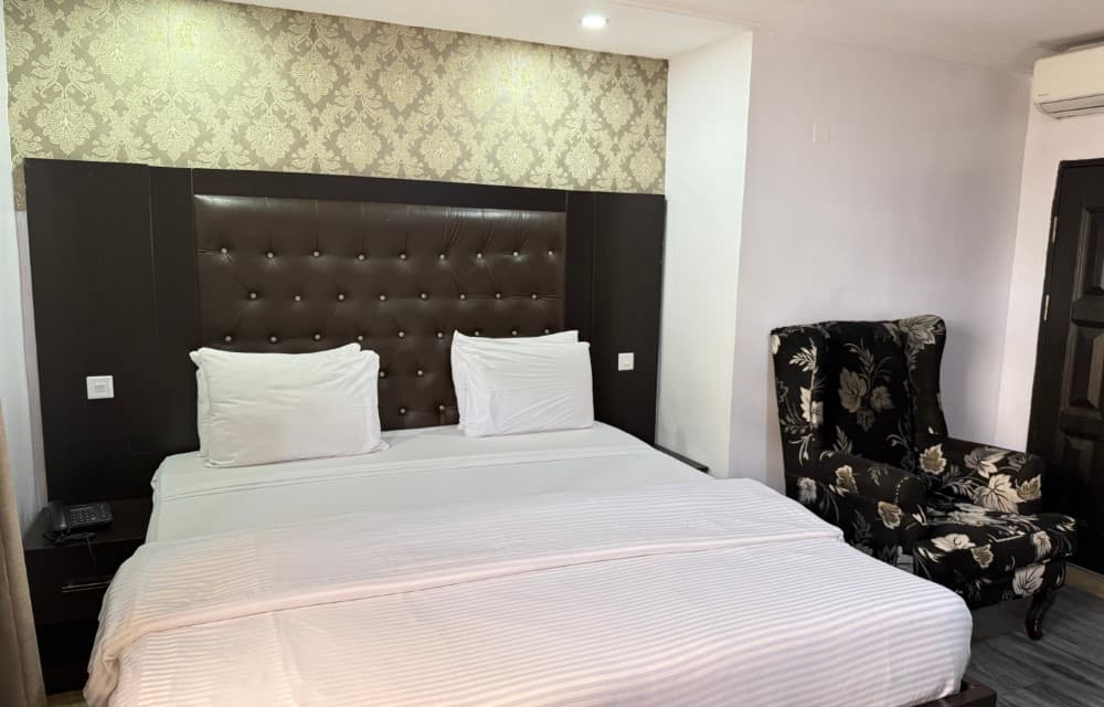 Supreme Suite